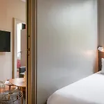 Hotel Helzear Champs-elysees By Esteem Paris
