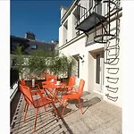 Hotel Helzear Champs-elysees By Esteem 4*