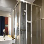 Helzear Champs-elysees By Esteem 4* Paris