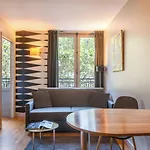 Helzear Champs-elysees By Esteem Hotel 4*