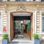 Hotel Helzear Champs-elysees By Esteem 4*