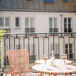 Helzear Champs-elysees By Esteem 4*