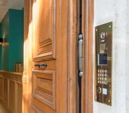 Suites&hôtel Helzear Champs-elysées Paris