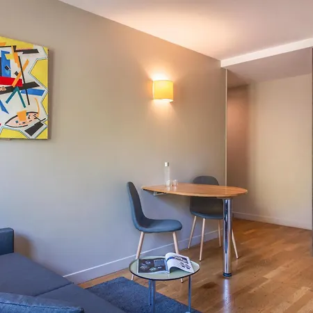 Suites&hôtel Helzear Champs-elysées 4* Paris
