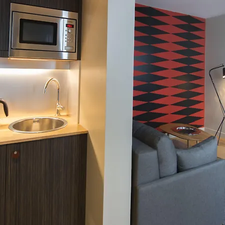 Hotel Suites&hôtel Helzear Champs-elysées 4*