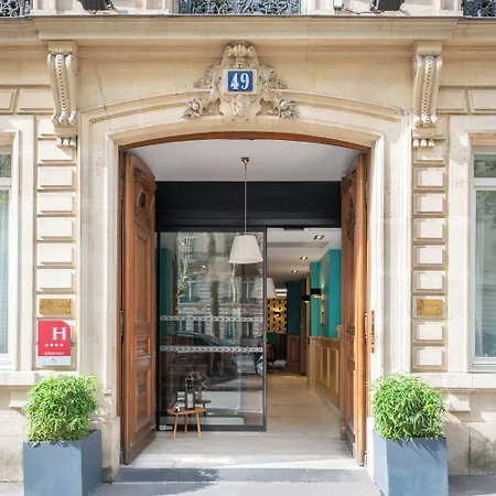 Hotel Suites&hôtel Helzear Champs-elysées 4*