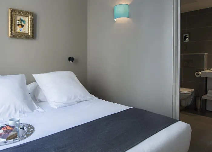 Suites&hôtel Helzear Champs-elysées Hotel