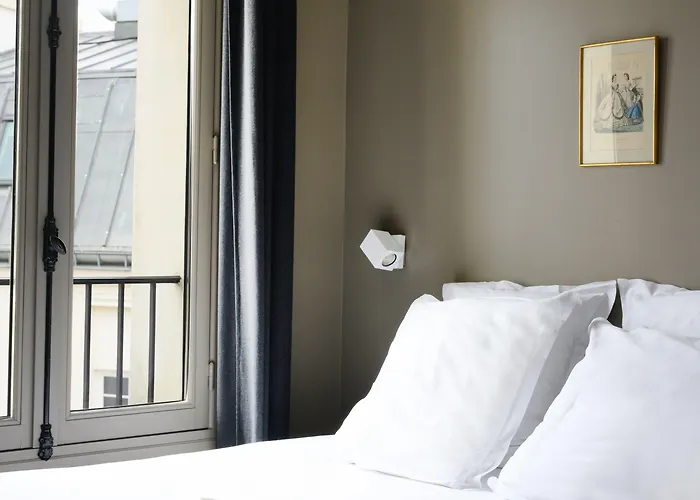 Suites&hôtel Helzear Champs-elysées