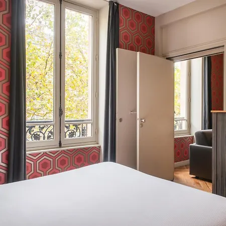 Helzear Champs-elysees 4* Paris