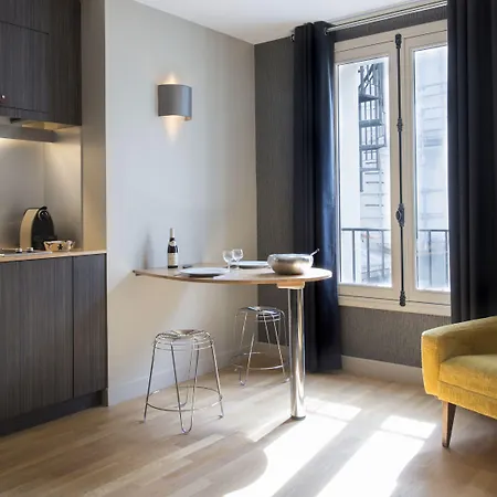 Otel Helzear Champs-elysees