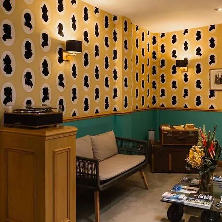 Helzear Champs-elysées Hotel 4*