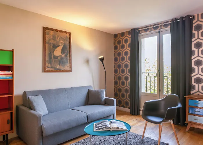 Hotell Helzear Champs-elysees 4*
