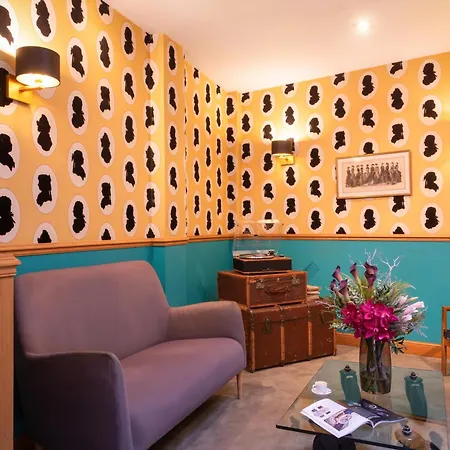 Helzear Champs-elysees By Esteem 4* باريس