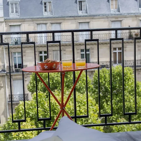 Helzear Champs-elysees By Esteem