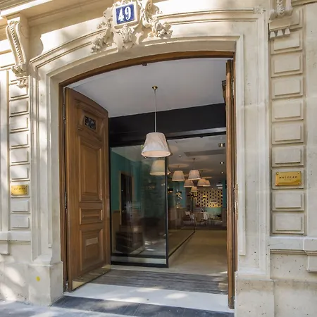 Helzear Champs-elysees By Esteem 4*