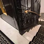 Helzear Champs-elysées Hotel 4*