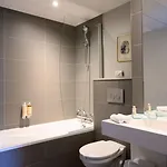 Helzear Champs-elysées 4* Parigi