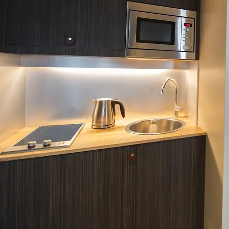 Helzear Champs-elysees 4*